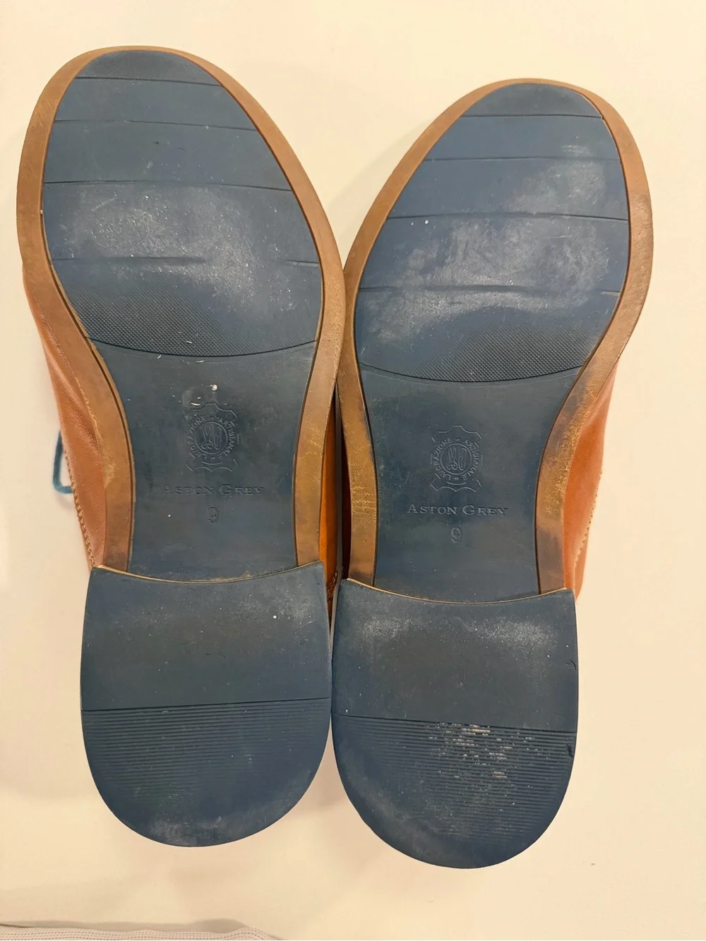 Aston Grey premium tan